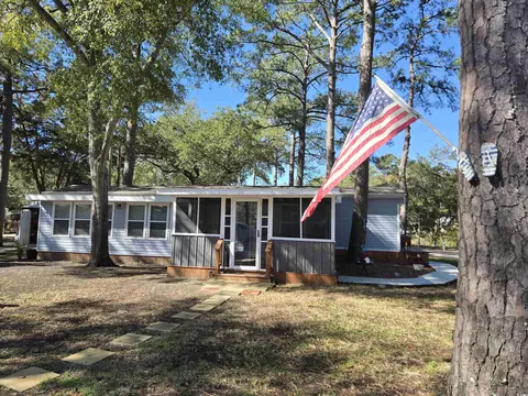 341 E Canal St, Murrells Inlet, SC 29576