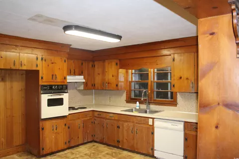 Kitchen - 205 Pine St, Latta, SC 29565 photo 2 of 2