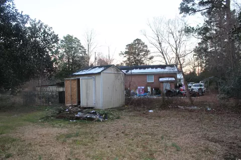 Exterior - 205 Pine St, Latta, SC 29565 photo 6 of 7