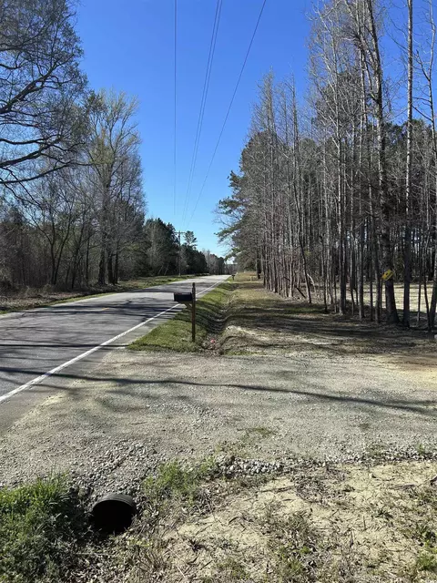 307 Suttons Rd, Andrews, SC 29510