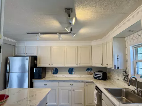 2047 Avocet Dr, Surfside Beach, SC 29575 photo 8