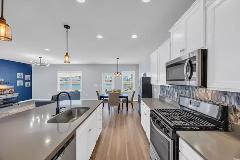 Kitchen - 3304 Candytuft Dr, Conway, SC 29526 photo 4 of 4