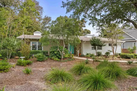 404 66th Ave N, Myrtle Beach, SC 29572