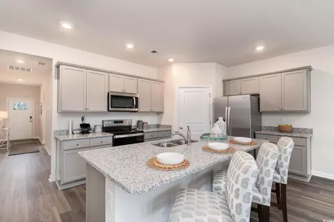 331 Glade Ct, Loris, SC 29569 photo 5