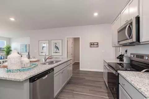 331 Glade Ct, Loris, SC 29569 photo 4