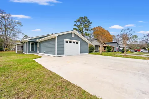 207 Fox Ln, Murrells Inlet, SC 29576