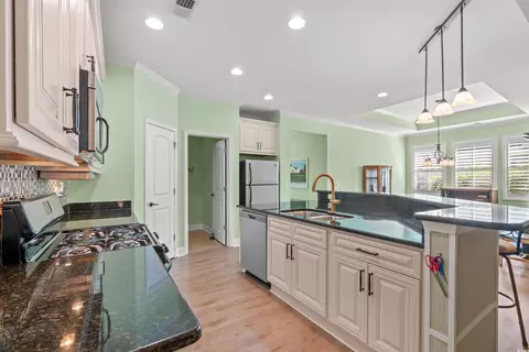 Kitchen - 570 Botany Loop #570, Murrells Inlet, SC 29576 photo 2 of 3