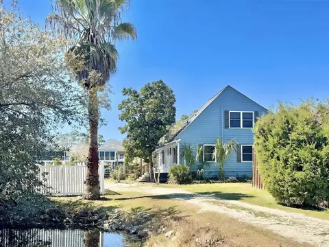 613 23rd Ave N, North Myrtle Beach, SC 29582