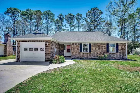 807 Plantation Dr, Surfside Beach, SC 29575