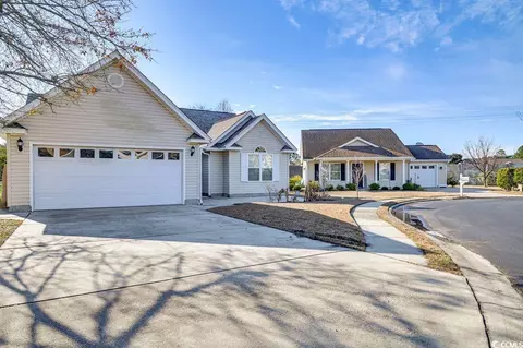 9648 Bradford Ln, Murrells Inlet, SC 29576