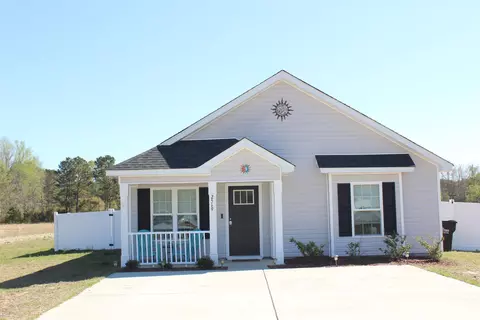2519 Southern Crest Dr, Loris, SC 29569