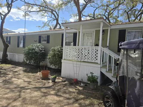 350 Ocean Breeze Dr, Murrells Inlet, SC 29576