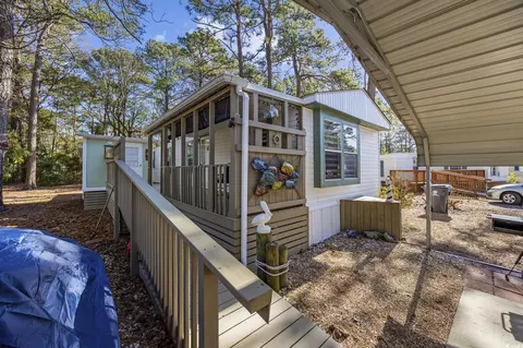17 Islander Ct, Murrells Inlet, SC 29576