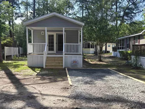 464 W Banks Dr, Myrtle Beach, SC 29588