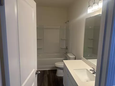 Bath - 648 Castillo Dr, Loris, SC 29569 photo 1 of 3