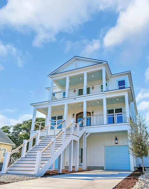 914 Perrin Dr, North Myrtle Beach, SC 29582