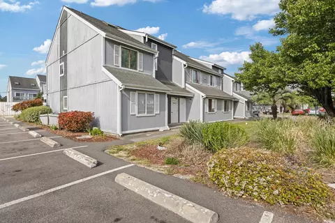 3700 Golf Colony Ln #11-I, Little River, SC 29566