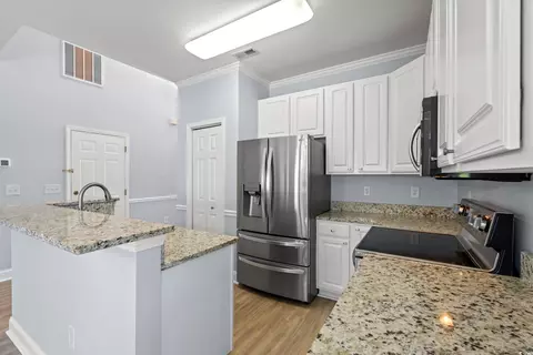 Kitchen - 718 Botany Loop #718, Murrells Inlet, SC 29576 photo 2 of 3