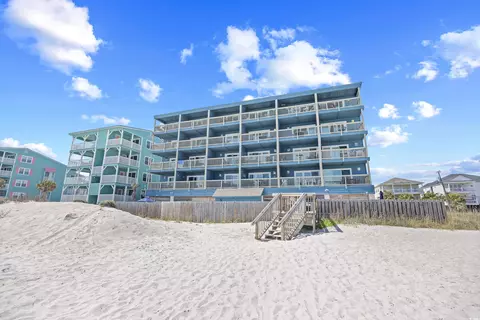 410 N Waccamaw Dr #306, Murrells Inlet, SC 29576