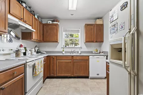 Kitchen - 7530 Maple Swamp Rd, Gresham, SC 29546 photo 2 of 4