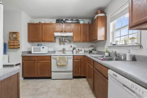 Kitchen - 7530 Maple Swamp Rd, Gresham, SC 29546 photo 1 of 4