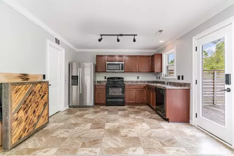 Kitchen - 113 Winding Path Dr, Loris, SC 29569 photo 3 of 5