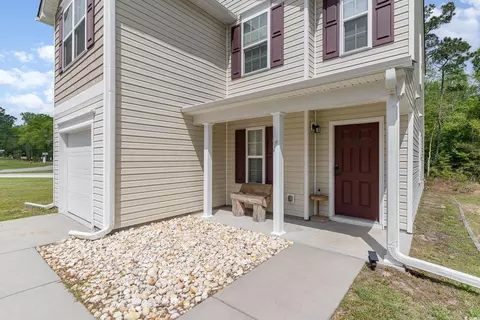 Exterior - 113 Winding Path Dr, Loris, SC 29569 photo 3 of 8