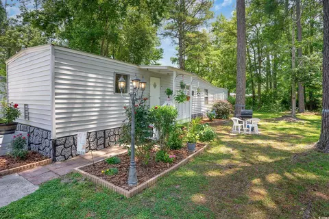 127 Offshore Dr, Murrells Inlet, SC 29576