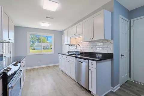 584 Circle Dr, Surfside Beach, SC 29575 photo 10