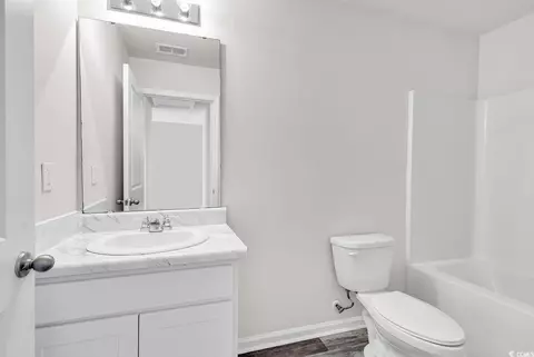 Bath - 500 Dundalk Dr, Conway, SC 29526 photo 5 of 5