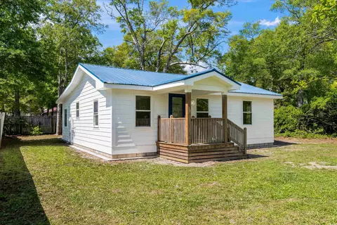 617 Sparrow Dr, Surfside Beach, SC 29575
