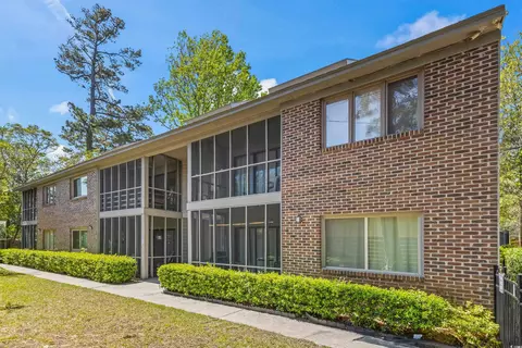 513 38th Ave N #202, Myrtle Beach, SC 29577