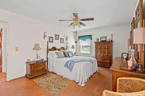 2425 First Loop Rd, Fork, SC 29543 photo 12