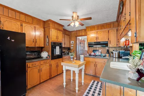 2425 First Loop Rd, Fork, SC 29543 photo 2