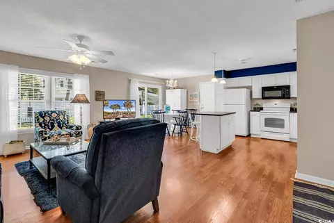 333 14th Ave S, Surfside Beach, SC 29575 photo 2