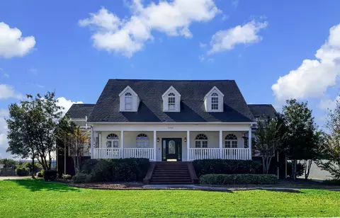 4546 River Rd, Little River, SC 29566