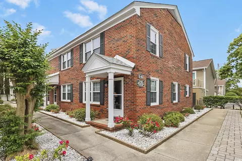 401 77th Ave N #11, Myrtle Beach, SC 29572
