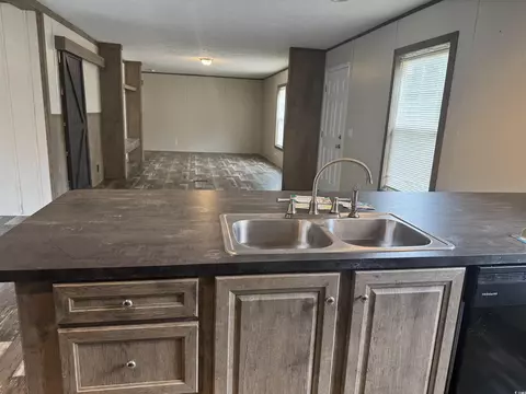 85 Fyffe Ct, Georgetown, SC 29440 photo 9