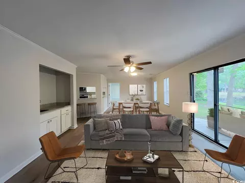 Living - 116 Hickory Dr, Conway, SC 29526 photo 5 of 9