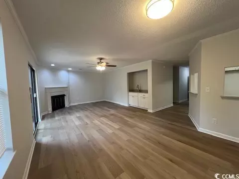 Living - 116 Hickory Dr, Conway, SC 29526 photo 1 of 9