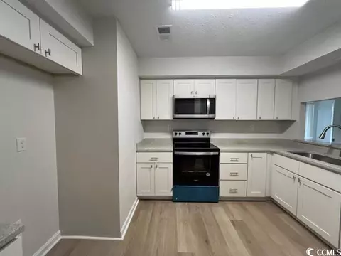 Kitchen - 116 Hickory Dr, Conway, SC 29526 photo 1 of 2