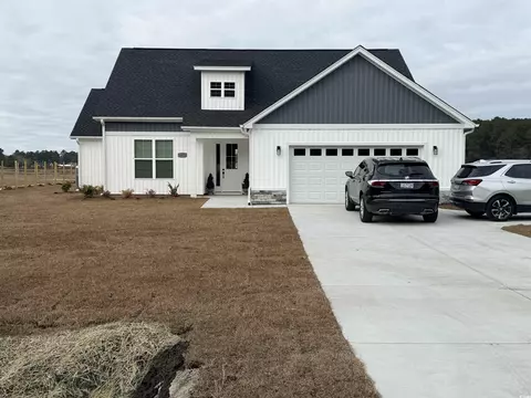 4971 Dupont Rd, Aynor, SC 29511