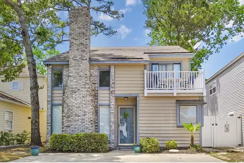 829 9th Ave S, North Myrtle Beach, SC 29582