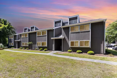 10301 N Kings Hwy #13-5, Myrtle Beach, SC 29572