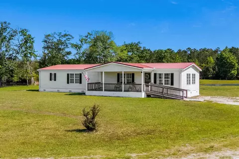 1099 Bonnie Bay Rd, Loris, SC 29569