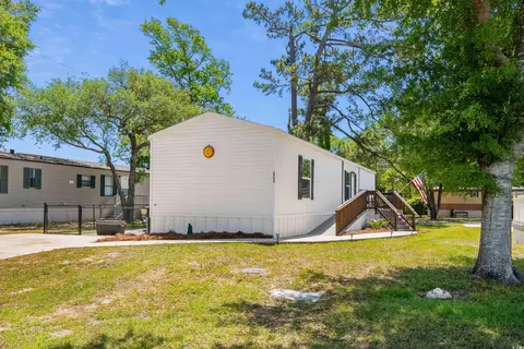 2706 Willow St, North Myrtle Beach, SC 29582