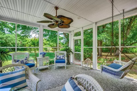402 E Broad St, Hemingway, SC 29554 photo 30