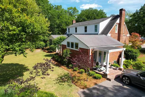 402 E Broad St, Hemingway, SC 29554 photo 3