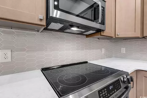 Kitchen - 718 Highway 348, Loris, SC 29569 photo 4 of 4