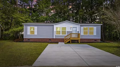 3175 Lyndon Dr, Little River, SC 29566
